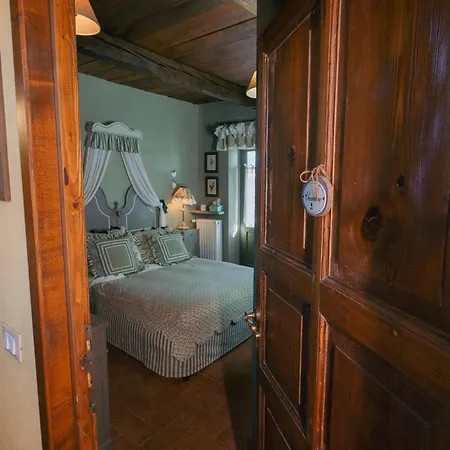 Il Salice Bed and Breakfast 4*